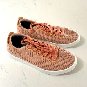 BRAND NEW ALLBIRDS TREE PIPERS WASATCH LIGHT CORAL $105 womens 10
